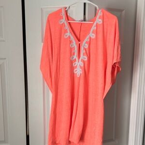 Lilly Pulitzer Baletta Coral Beach Cover up
Size small